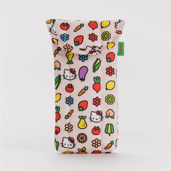 Brand new Baggu hello kitty limited edition sunglasses/ glass case - Picture 1 of 2